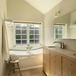 Dom wakacyjny Modern House In North Zealand *