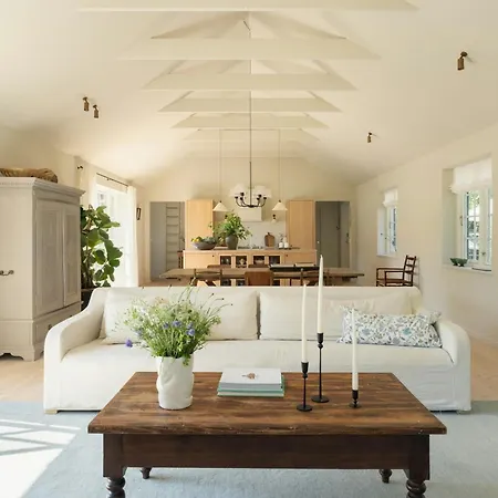 Modern House In North Zealand